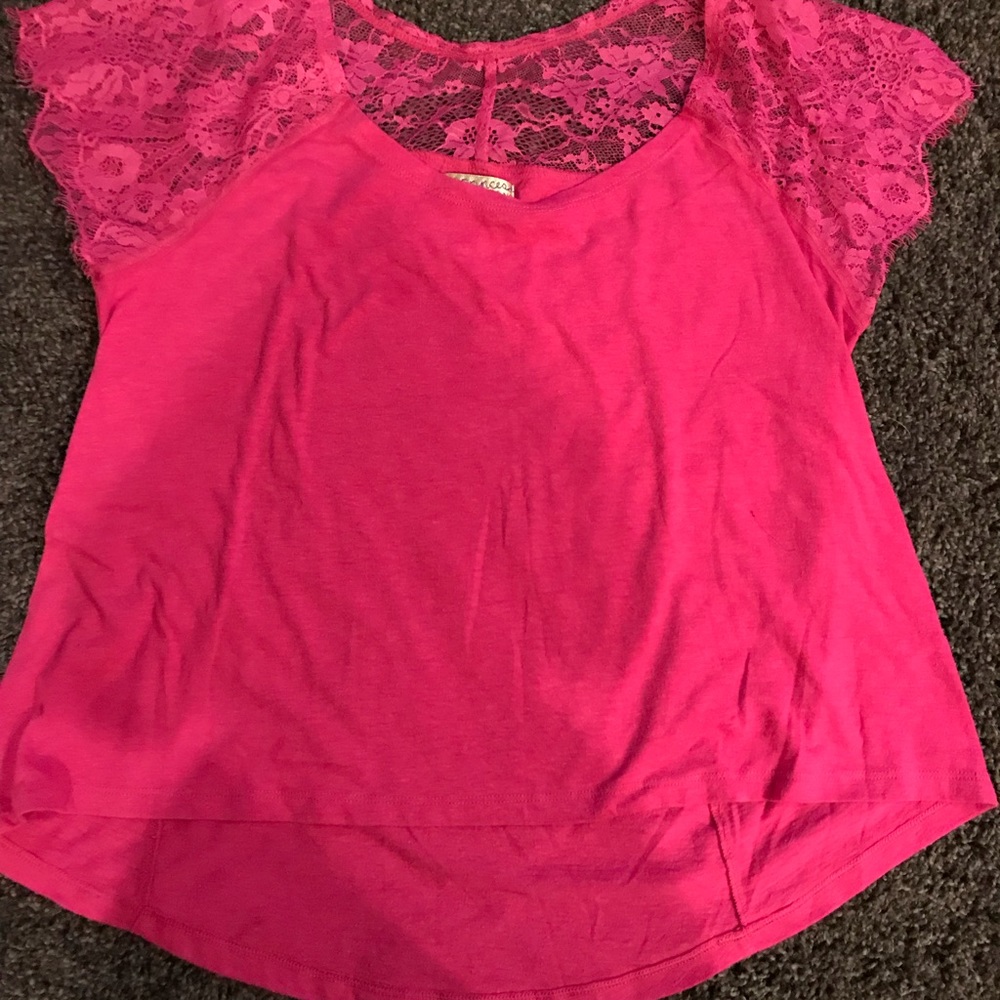 Hot pink cotton top with lace shoulders